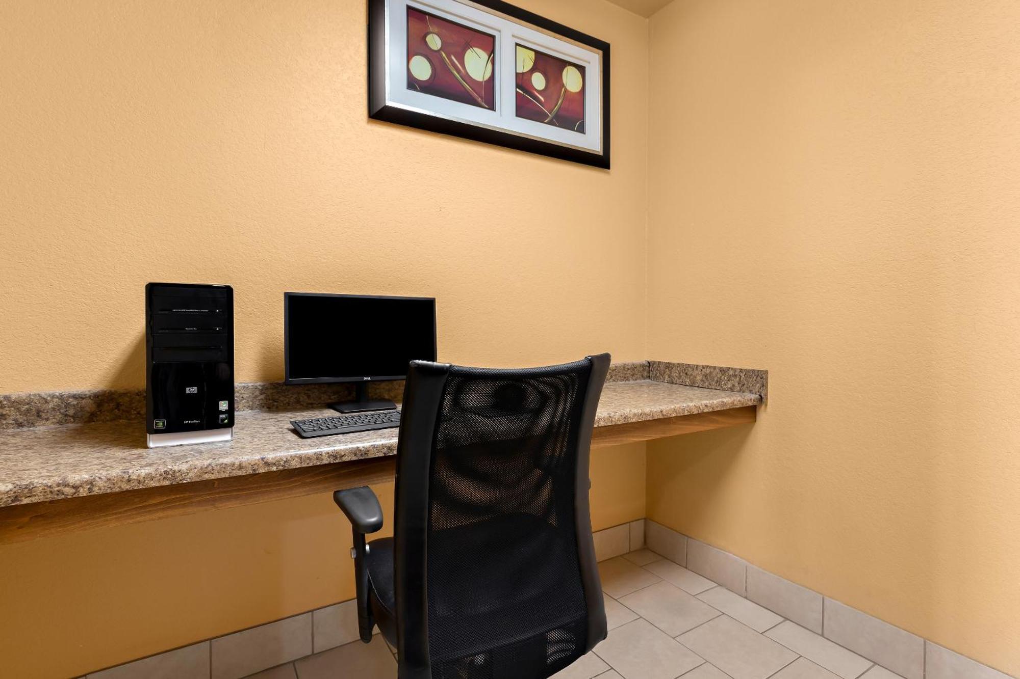 Quality Inn & Suites Mcalester Exterior photo