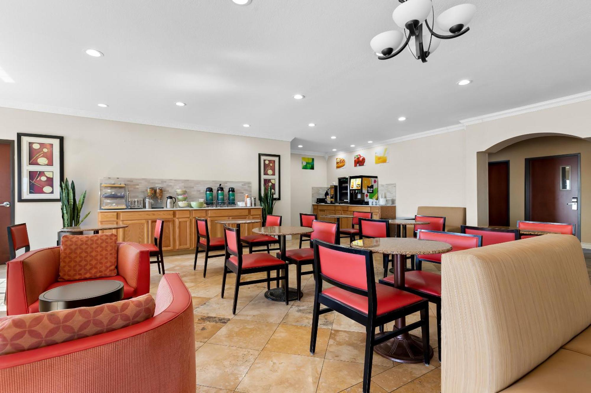 Quality Inn & Suites Mcalester Exterior photo